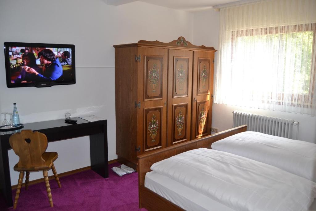 ホテルNachtigall ゲルンスバッハ 部屋 写真